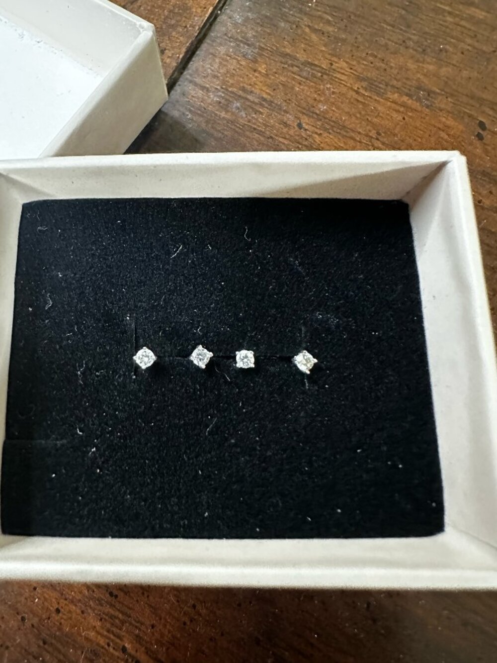 Frankie u hoop diamond piercing - Picture 3 of 5